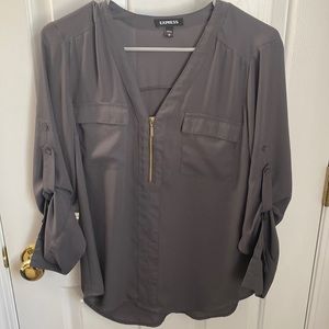 Express gray blouse zipper in front 2 front pockets